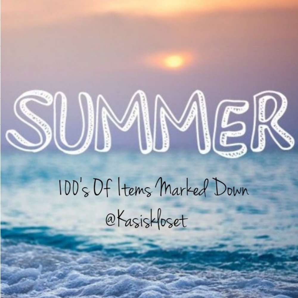 🔥4/$20 Sale: Pick 4 Individual Items Marked With 🔥 Throughout Closet